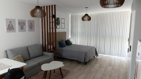Vakker Apart